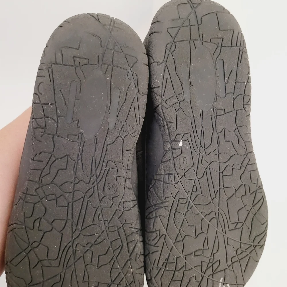 Makalu California Gray Suede Slip On Slipper Shoes‎